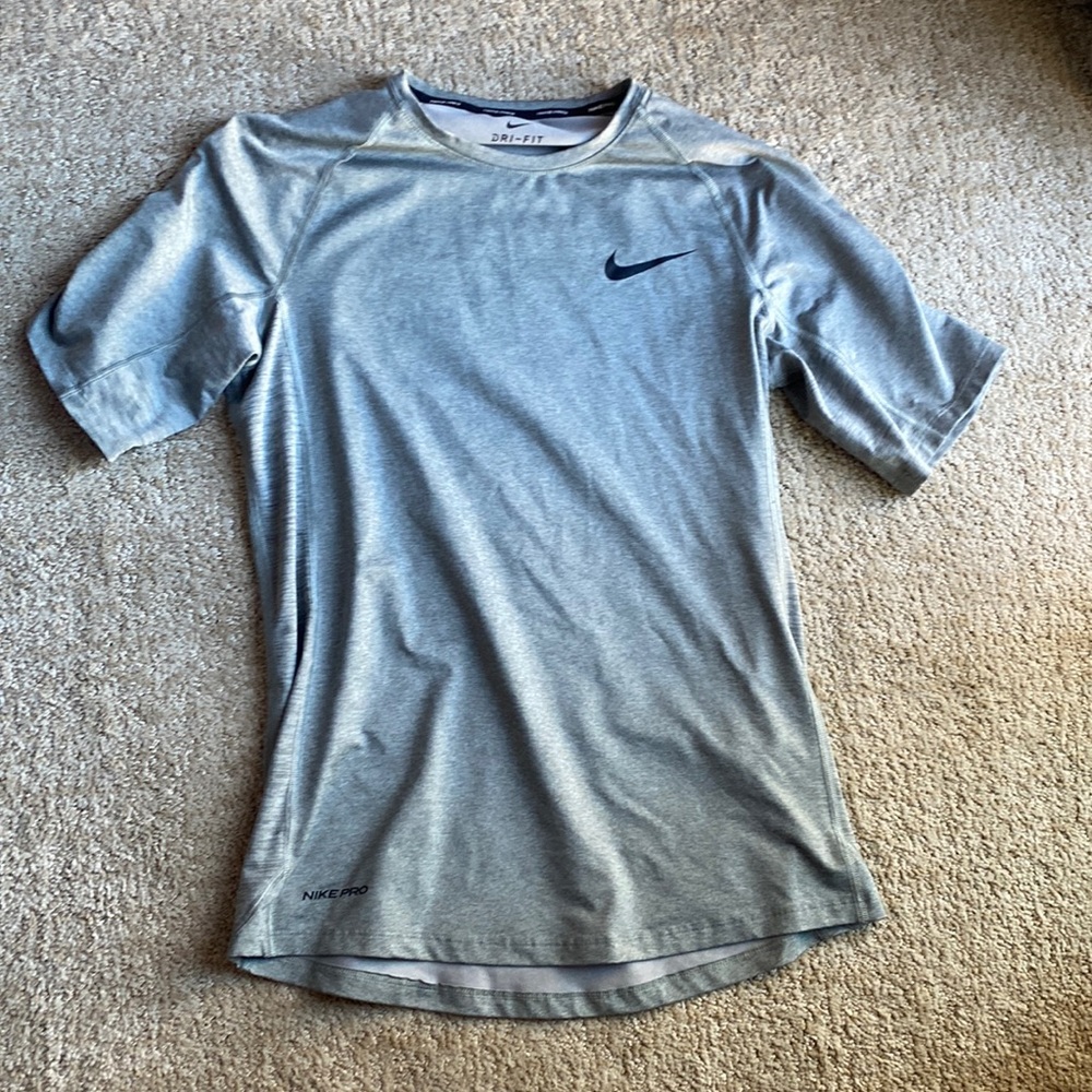 Men’s Nike Pro Dri-Fit Athletic Shirt Size M